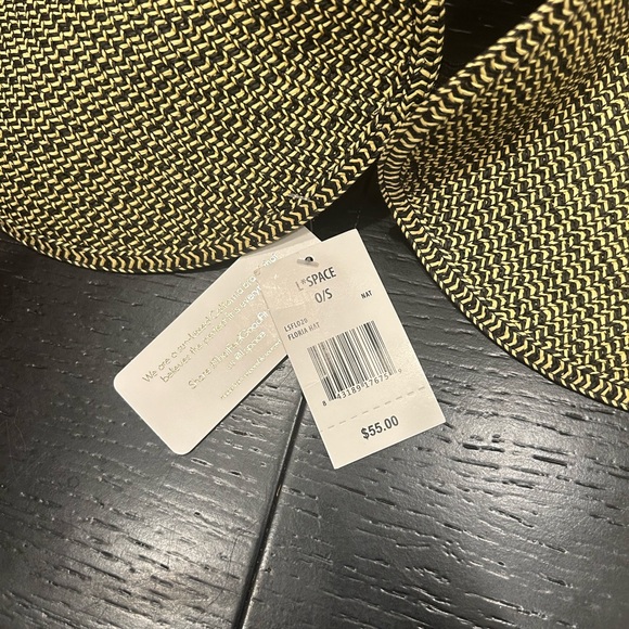 L*Space Floria Packable Sun Visor - Picture 8 of 9